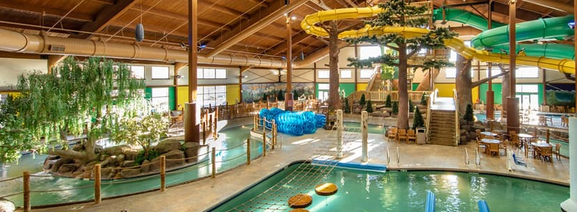 14 Best Hotels With Water Parks in the U.S.