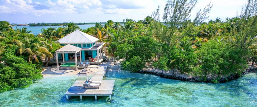 15 Dreamy Overwater Bungalows Around the World—From the Arctic to the Tropics