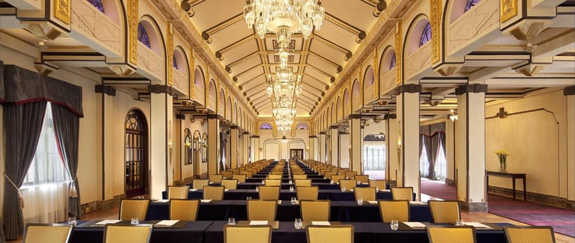 Shanghai Luxury Hotels