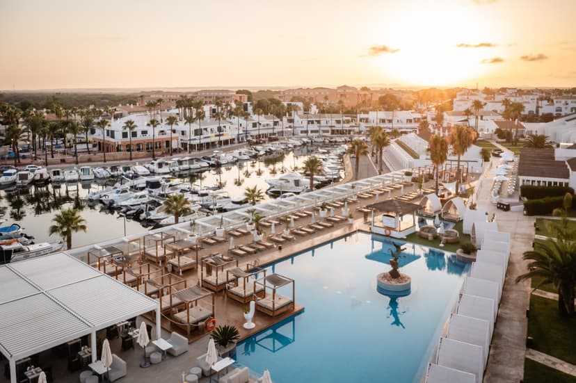 Menorca: The Best Restaurants To Know On The Island