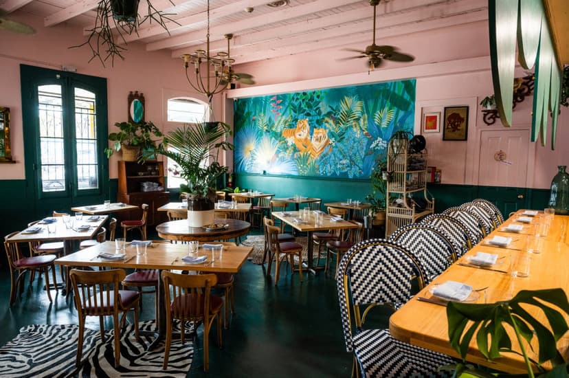 Where to Eat, Drink, and Party in New Orleans for Mardi Gras 2024