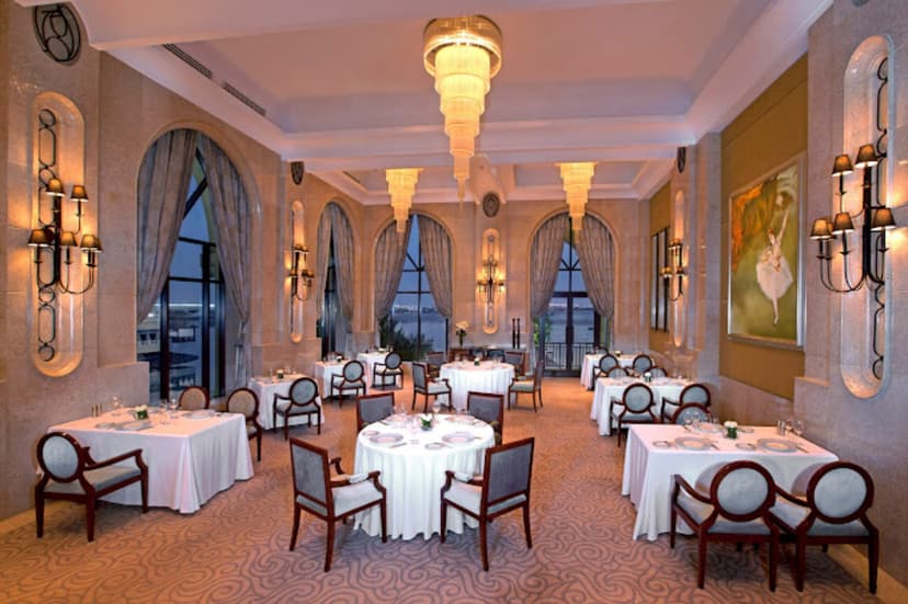 17 Best Restaurants in Abu Dhabi