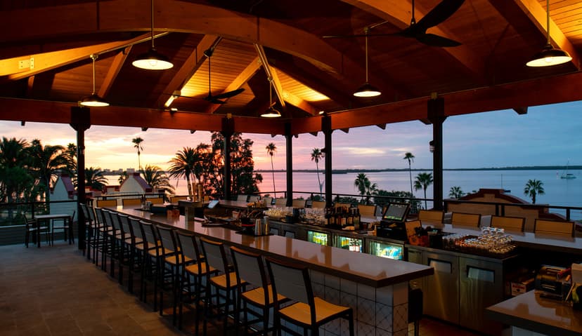 18 Best Rooftop Bars in Tampa Bay - Complete Guide