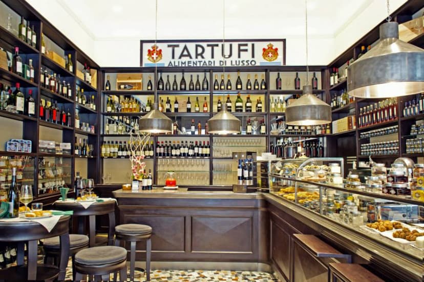 15 Best Bars in Florence