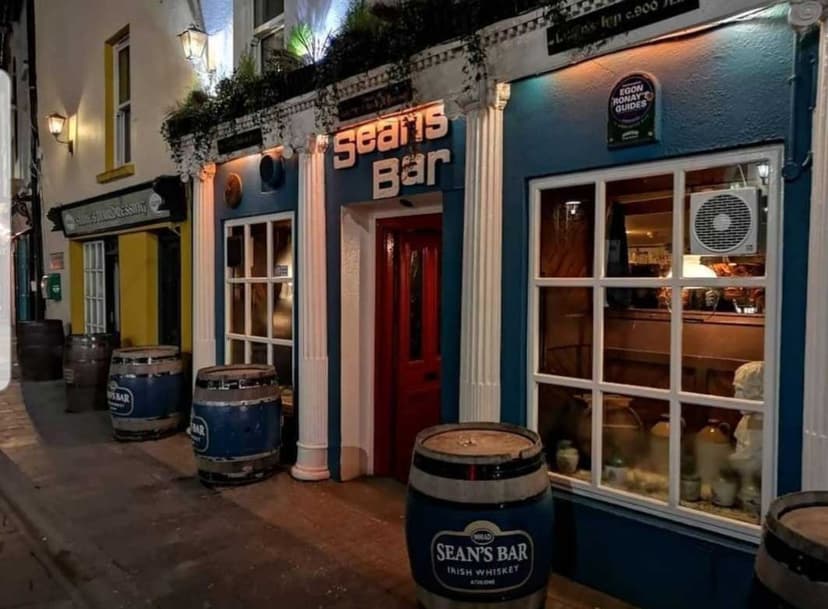 10 Oldest Pubs Around the World That Are Worth a Visit