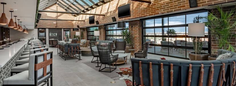 6 Best Rooftop Bars in Fort Worth