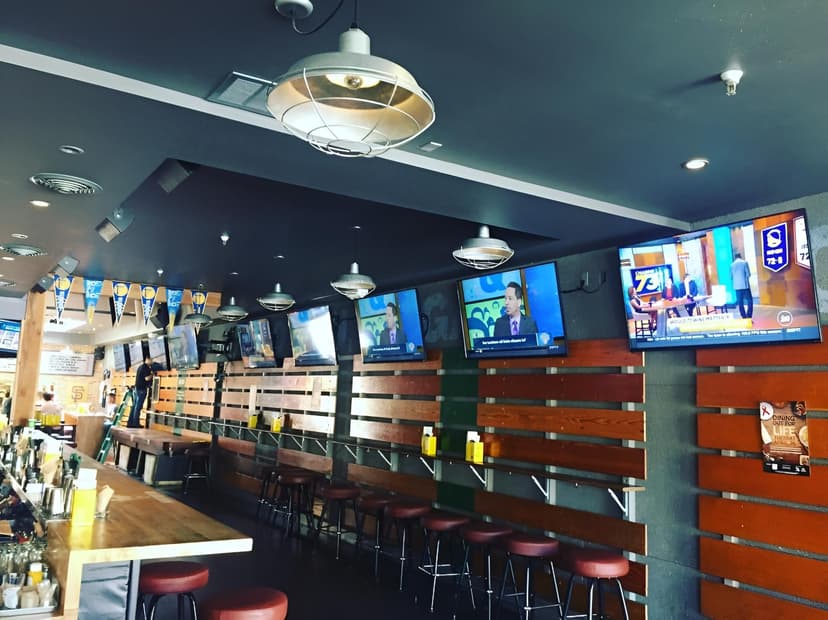 10 Best Sports Bars And Parties To Watch The Super Bowl In San Francisco