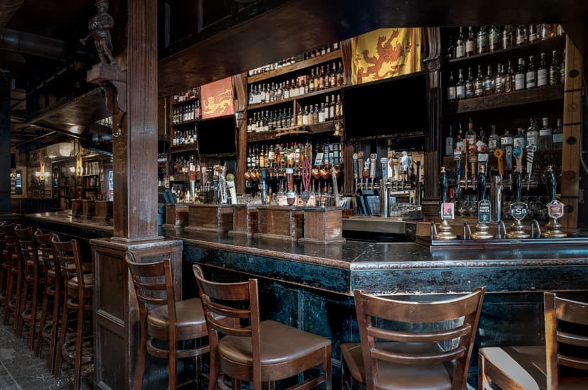 The 50 Best Bars And Drinks In Des Moines