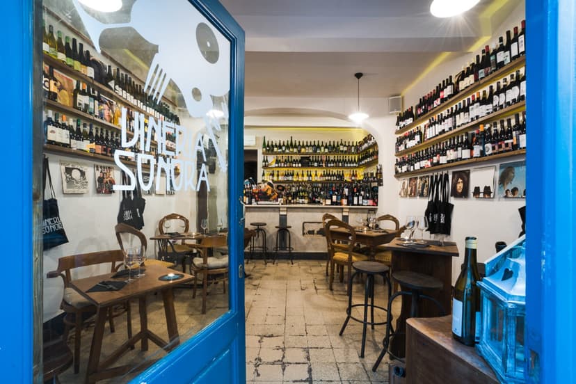 15 Best Bars in Florence