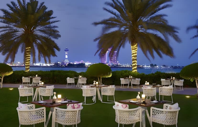17 Best Restaurants in Abu Dhabi